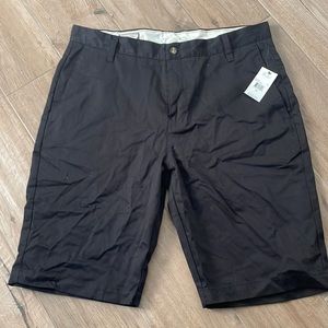NWT Volcom black men’s shorts